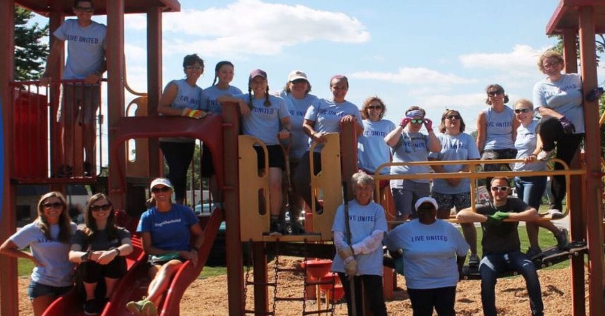 United Way volunteers